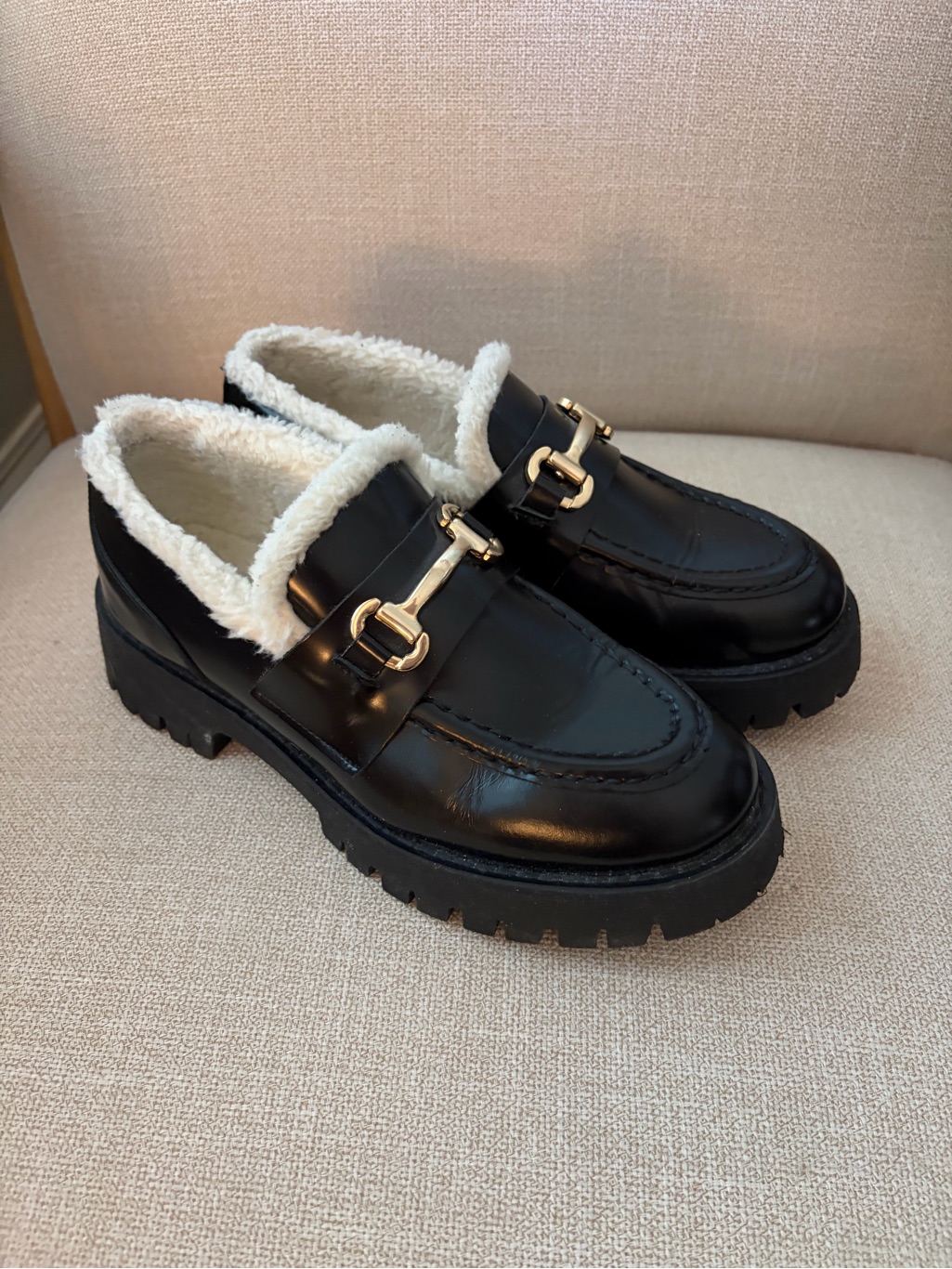 Steve Madden Lando Black Fur Lined Loafers